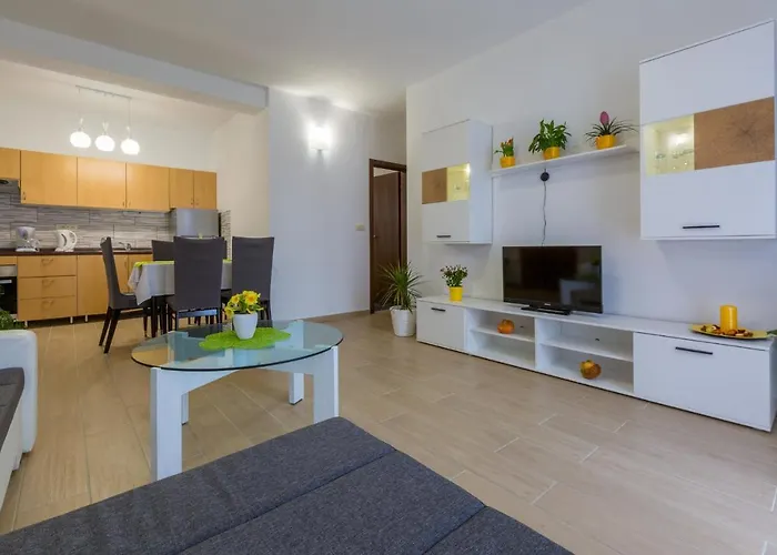 Brnic 3 Apartment Jadranovo